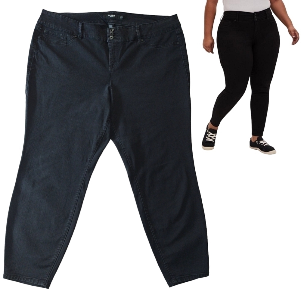 Torrid Black Skinny Super Stretch High-Rise Jegging Jean 3 Button Fly Modern